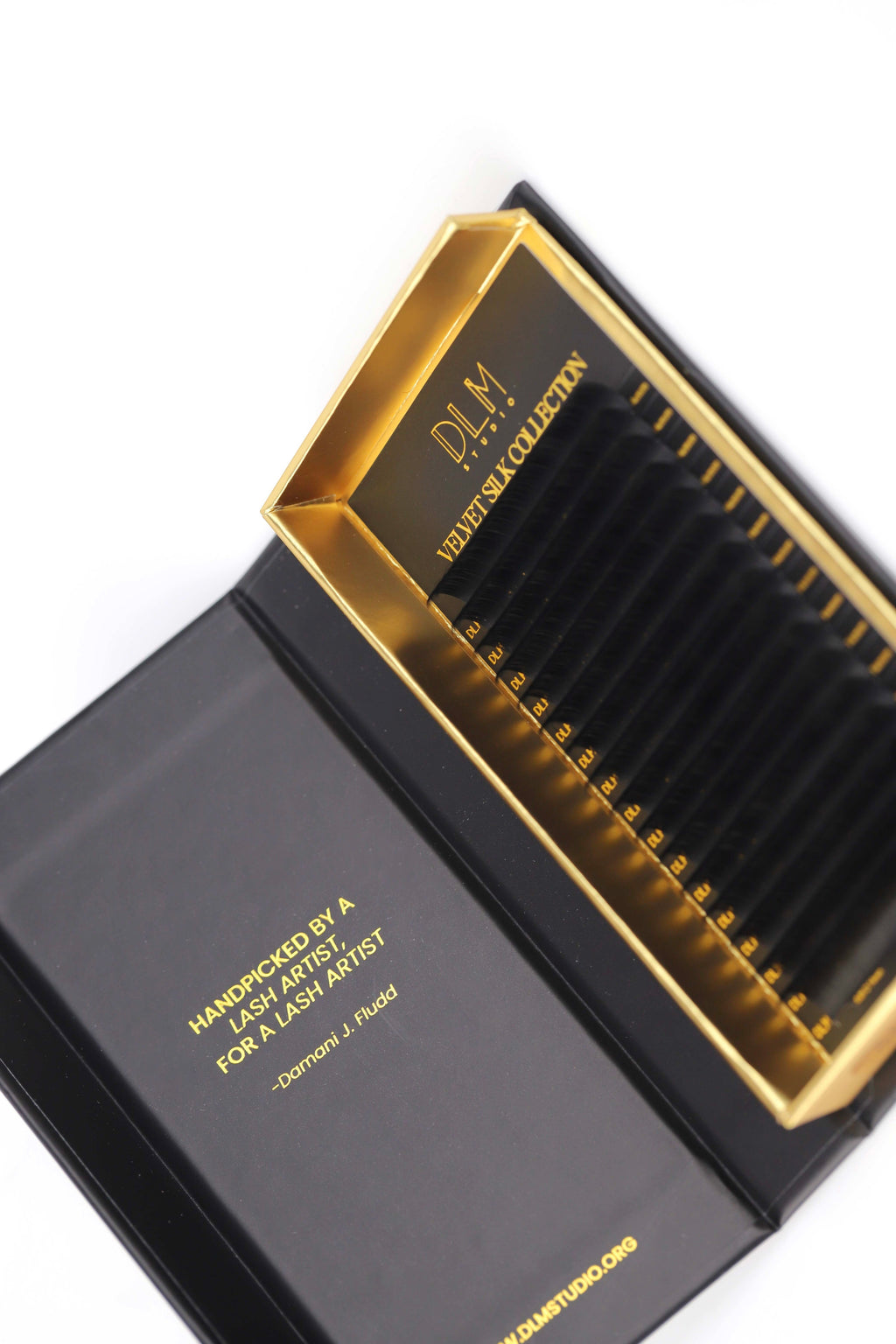 .05 [VELVET SILK] Single Length Volume Lash Extensions